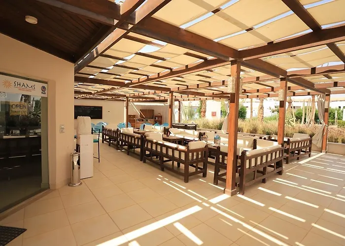 Shams Курортный комплекс 4*