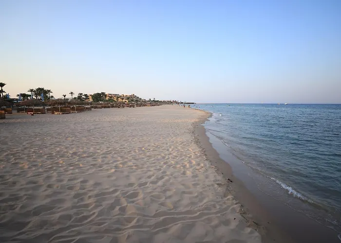 Курортный комплекс Shams 4*