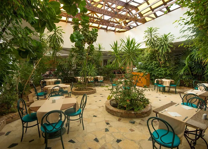 Курортный комплекс Shams 4*